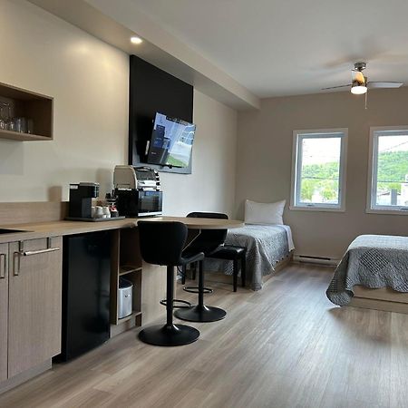 Hotel St-Michel Saint-Michel des Saints Ngoại thất bức ảnh